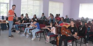 Kars Halk Eğitim’de yaz kursları başladı