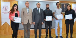 Kars'ta 110 kursiyer sertifika aldı