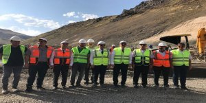Vali Türker Öksüz, Karakurt Barajı ve HES Projesini inceledi