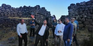 Digor Kaymakamı Zengince, ilçedeki tarihi yerleri inceledi