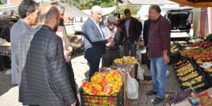Başkan Altay, pazar esnafıyla buluştu