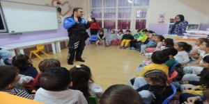 Kars Polisi, Anaokulu öğrencilerini bilgilendiriyor