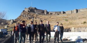 Vali Öksüz bedesten ve müze inşaatını inceledi