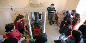 KAÜ öğrencileri, DSİ laboratuvarlarını inceledi