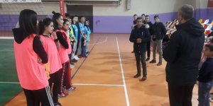 Sarıkamış’ta sultanlara kupa ve madalya verildi