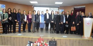Meral Öksüz: “Lütfen kırık kalplere dokunmaktan kendimizi alıkoymayalım”
