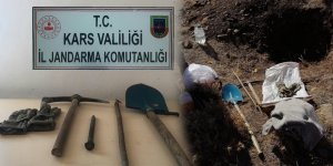 Arpaçay’da kaçak kazı yapanlar suçüstü yakalandı