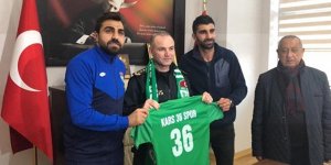 Kars36 Spor’dan Emniyet Müdürü Yavuz Sağdıç’a ziyaret