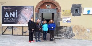 Akçayöz, Sotniçenko ile bir araya geldi