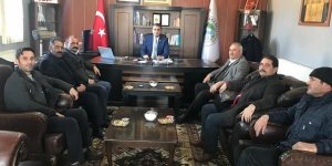 Başkan Toptaş, muhtarlarla sokak hayvanlarını konuştu