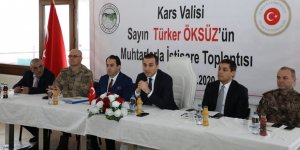 Kars Valisi Türker Öksüz Digor’da muhtarlarla bir araya geldi