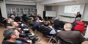 Kars’ta, üreticilere hayvancılık eğitimi veriliyor
