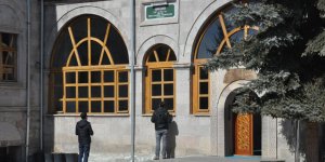 Ebu-l Hasan-ı Harakani Türbesi ziyaretçi akınına uğruyor