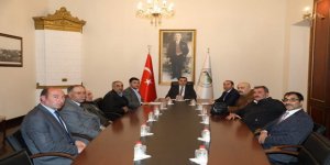 Vali Türker Öksüz, muhtarların sorunlarını dinledi