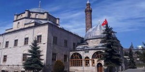 Corona virüs, türbe ziyaretlerine de engel oldu