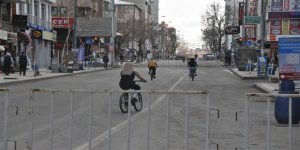 Karslılar Korona Virüs'e Kafa Tutuyor