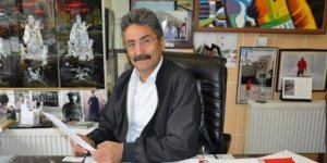 Beni Tiyatro ile tanıştıran hocamı rahmetle anıyorum
