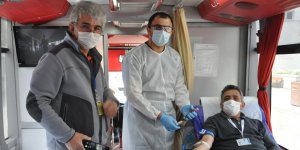 Sokağa çıkma izni olanlar kan bağışında bulundu