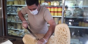 120 tl tutarındaki Kars kaşarı için 120 bin tl havale etti