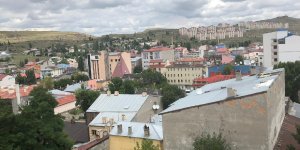 Kars’ta apart kiraları sosyal medyada gündem oldu!
