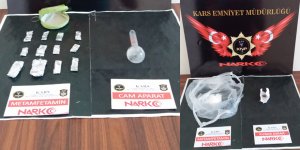 Kars’ta şüpheli 3 kişinin üzerinden uyuşturucu çıktı
