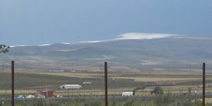 Kars’ta yüksek kesimler beyaza büründü