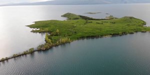 Akçakale Adası 10 bin yıllık tarihin izlerini taşıyor