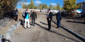 Akyaka’da mahalle araları yollar yapılıyor