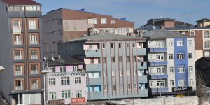 Kars’ta öğrenci gelmeyince kiralık evler elde kaldı