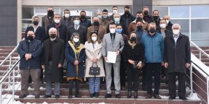DEVA Partisi Kars İl Başkanı Özen mazbatasını aldı