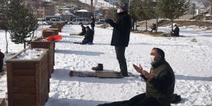 Kars'ta kar üstünde yağmur duası yapıldı