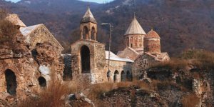 Ermeniler, Azerbaycan halkına ait dini, tarihi ve kültürel eserlerin her türlü tahrifatına başvurmuşlar