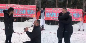 14 Şubat’ta karlar üzerinde meşaleli evlilik teklifi