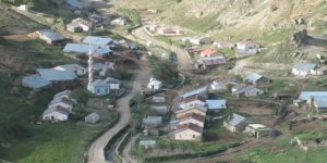 Sarıkamış Parmakdere köyü karantinaya alındı