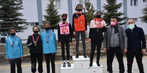 Kars Belediyesi Sporcuları Erzurum'da şampiyon oldu