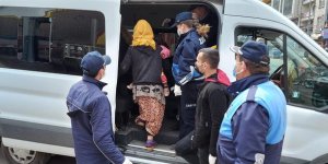 Belediye Zabıta ekiplerinden dilenci denetimi 