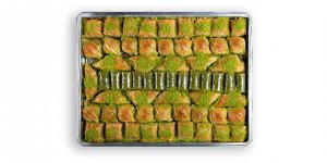 Pürtat Baklavanın Özel Lezzeti: Tepsi Baklava