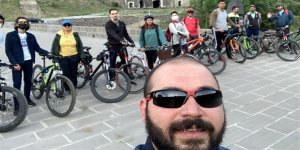 Kars’ta bisiklet tutkunları Dereiçi yolunu istiyor