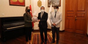 Kars Belediyesi'nden Vali Öksüz'e “Dünya Çevre Günü” ziyareti