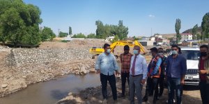 Kars Digor İlçe Merkezi Ana Deresi Islah Çalışmaları Devam Ediyor