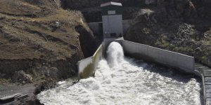 Saniyede 17 metreküp su boşaltıyor