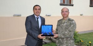 Albay Türel Türkkan'dan Vali Öksüz'e Veda Ziyareti