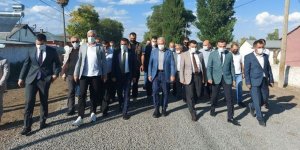 Kars heyeti köy yollarını gezdi