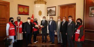 Kızılay Kars Şube'sinden Kars Valisi Türker Öksüz'e ziyaret