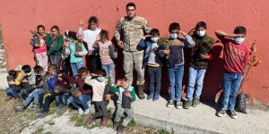 Jandarma öğrencilerle fidan dikti