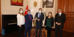 Kars Fen Lisesi Okul Aile Birliği'nden Vali Öksüz'e ziyaret