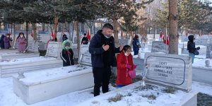 Kars’ta minikler Sarıkamış Şehitlerini andı