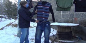 Kars’ta soğuktan çamaşırlar dondu