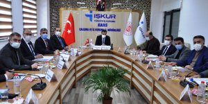 Vali Öksüz, “İşsizlik, toplumların ve devletlerin geleceğini tehdit ediyor”