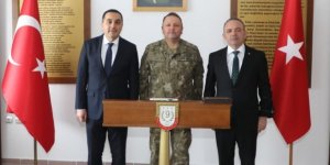 Kars ve Ardahan Valileri 25. Hudut Tugay Komutanı Tuğgeneral Berat Acar'ı Ziyaret Etti